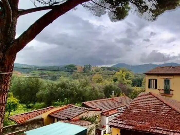 Appartamento trilocale in vendita in Firenze