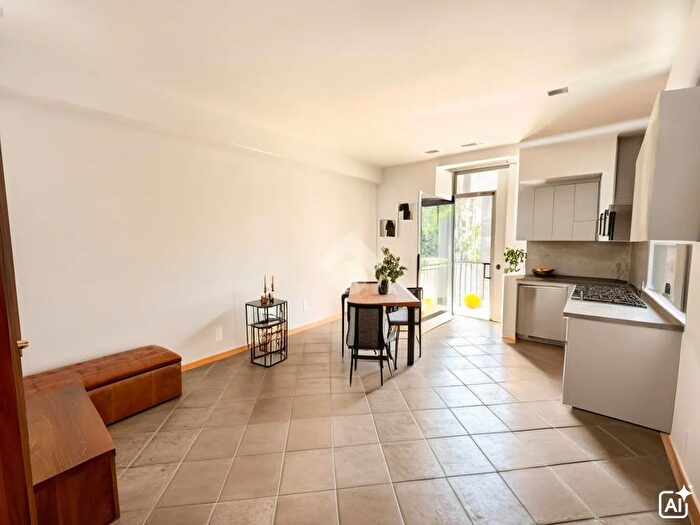 Appartamento bilocale in vendita in Via Giovanni Scazzola, Alessandria