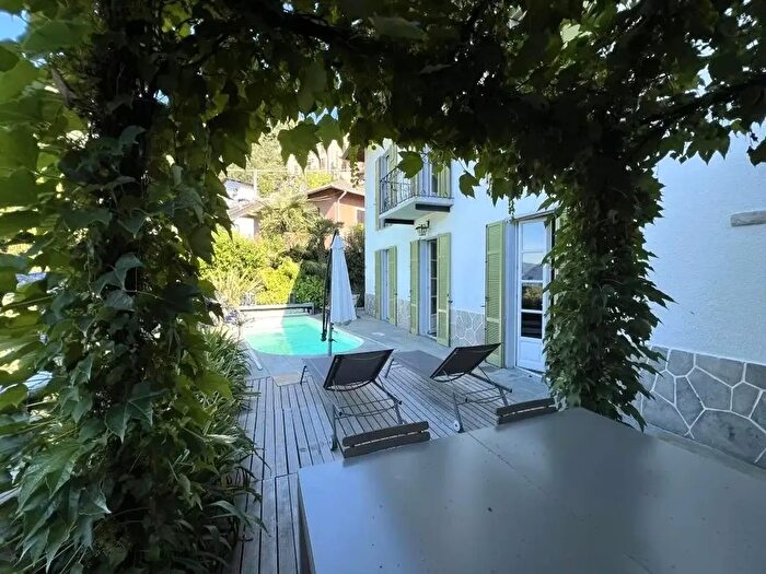 Casa trilocale in vendita in Via Giuseppe Bianchi, Moltrasio