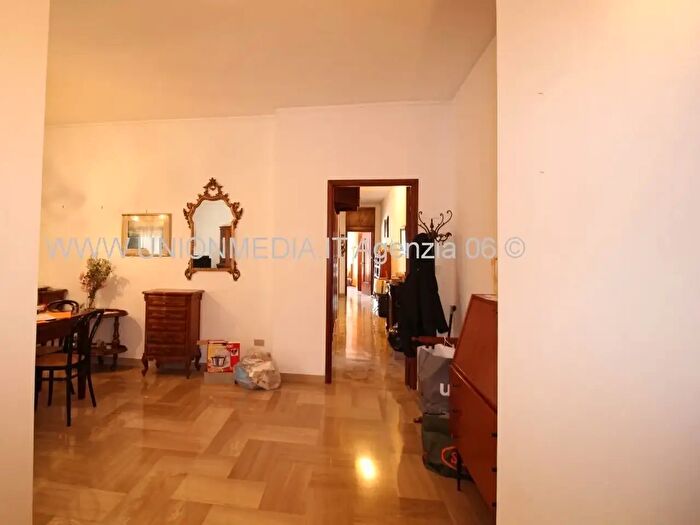 Appartamento con 5 locali in vendita in Via Luigi Valentini, Arcola