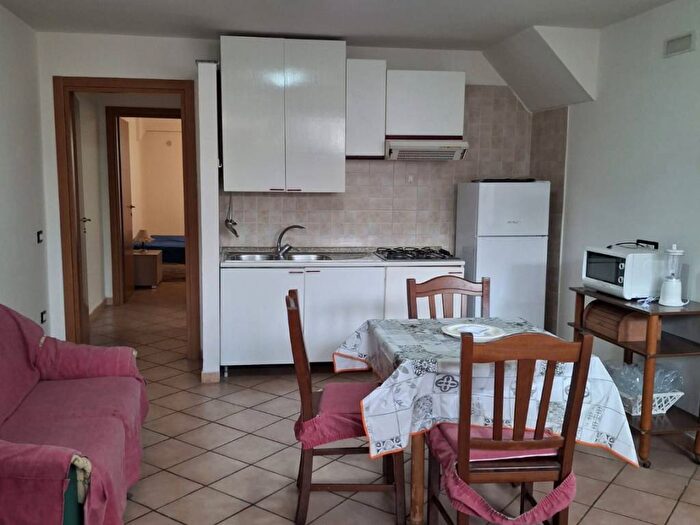 Appartamento bilocale in affitto in Via Ripuaria, Varcaturo, Giugliano in Campania