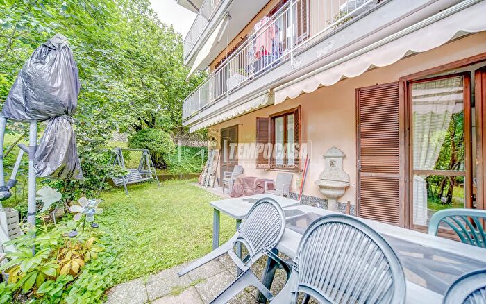 Appartamento quadrilocale in vendita in Via Circonvallazione, Borgo Ticino