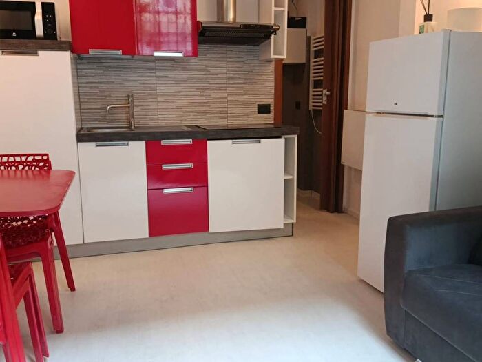 Appartamento bilocale in affitto in Via Vitruvio, Buenos Aires, Milano
