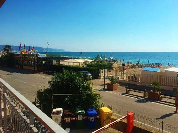 Appartamento bilocale in affitto in Lungomare Giacomo Matteotti, Borghetto Santo Spirito