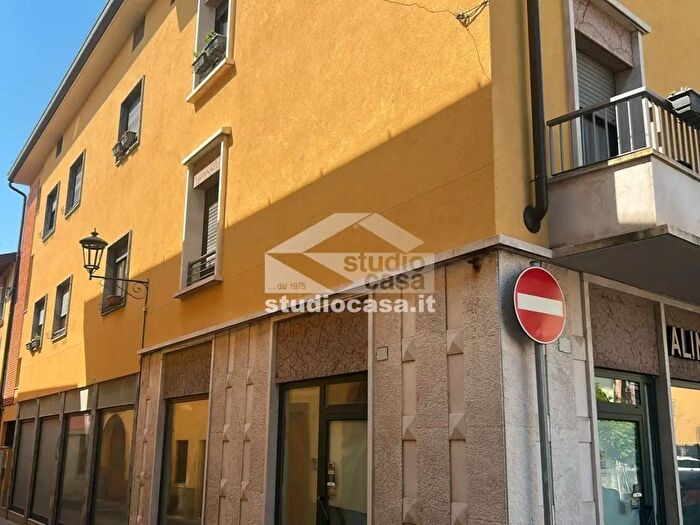 Appartamento monolocale in vendita in Via Donizetti, Verdello