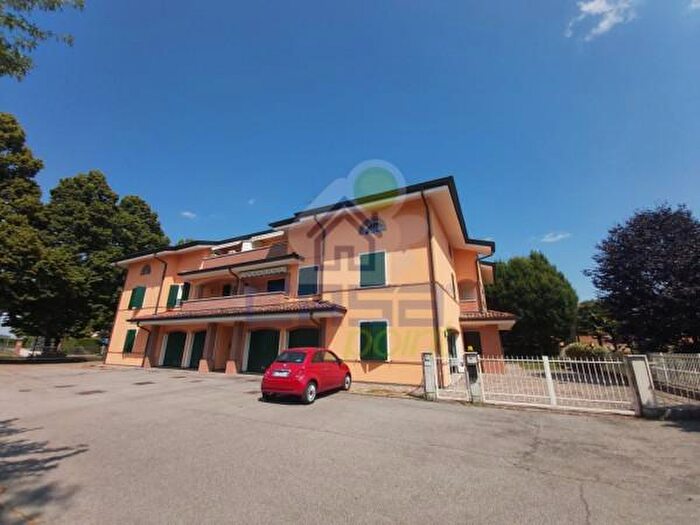 Appartamento quadrilocale in vendita in Via Anna Frank, Luzzara