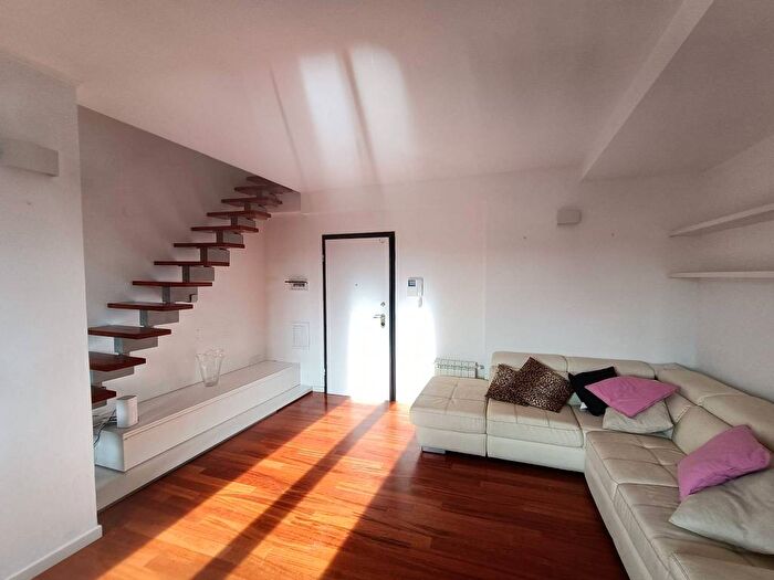 Appartamento in affitto in Via Francia, Scopaia, Livorno