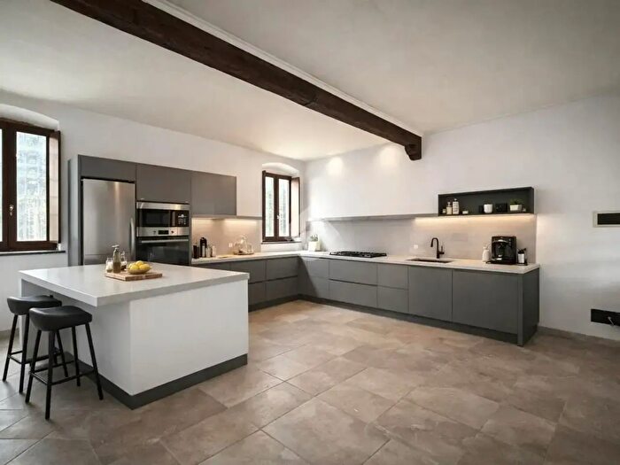 Appartamento bilocale in vendita in Via Enrico Toti, Urgnano