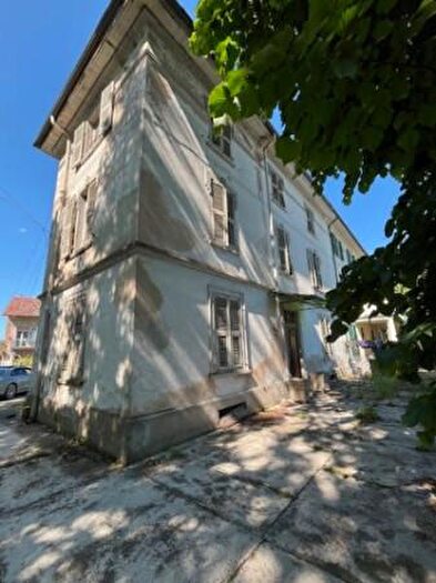 Casa con 6 locali in vendita in Corso Silvio Pilotti, Tortona