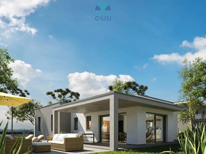 Casa quadrilocale in vendita in Staranzano