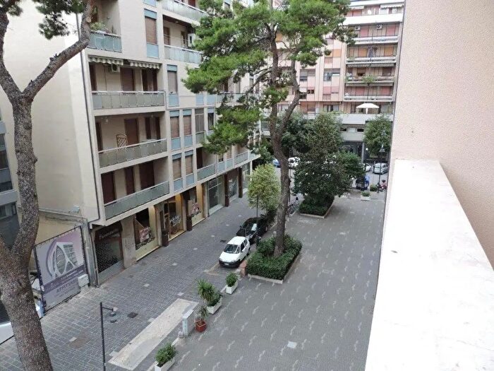 Appartamento con 5 locali in vendita in Via Liguria, Pescara