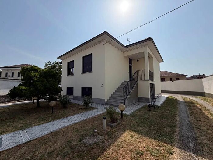 Casa trilocale in vendita in Gravellona Lomellina
