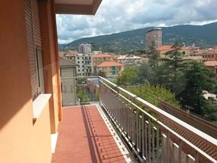 Appartamento con 5 locali in affitto in Centro, Lavagna