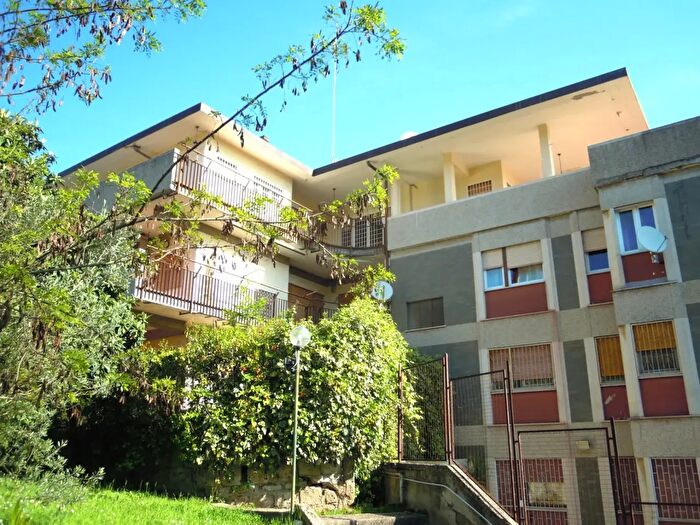 Appartamento quadrilocale in vendita in Via Campagnano, Roma