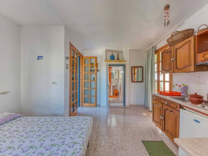 Appartamento in affitto in Via Anna Magnani, Salve