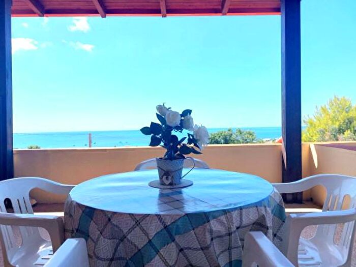 Appartamento bilocale in affitto in Via Volito, Patu