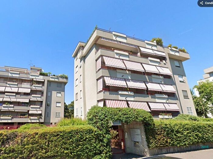 Appartamento trilocale in affitto in Via Rovigo, San Giuliano, Cologno Monzese
