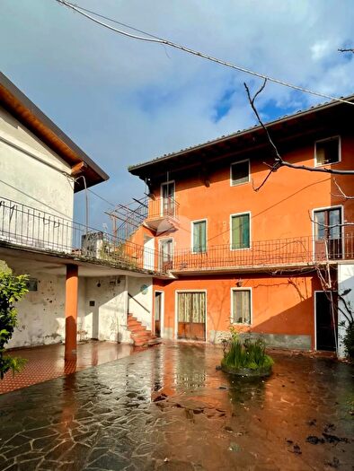 Casa con 10 locali in vendita in Via Zanardelli, Manerba Del Garda