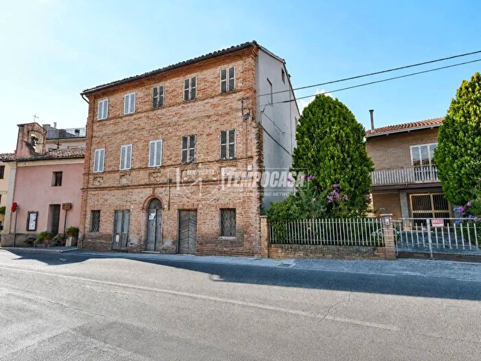 Appartamento quadrilocale in vendita in Via Giacomo Matteotti, Montefano