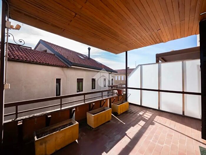 Appartamento bilocale in vendita in Via Dante Aligheri, Giussano