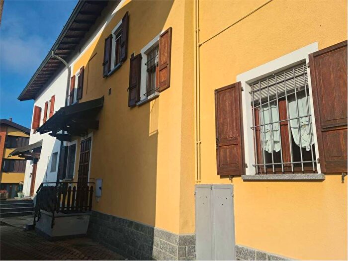 Case in Vendita e in Affitto - 2