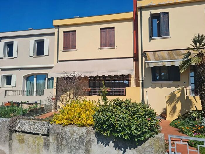 Casa con 7 locali in vendita in Via Giacomo Leopardi, Noventa Vicentina