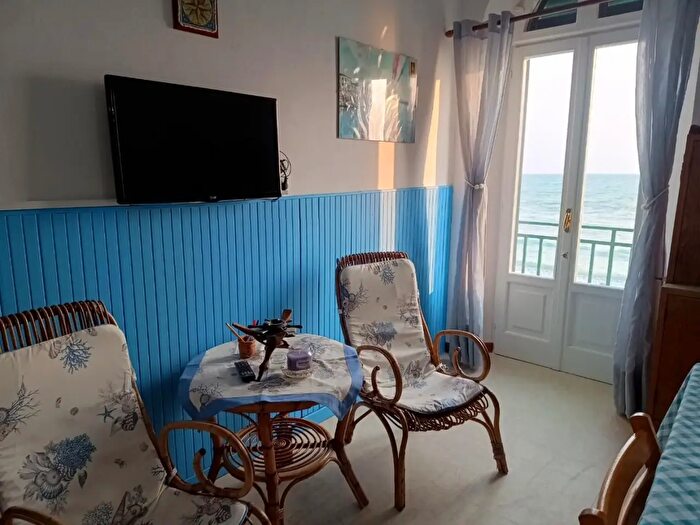 Appartamento trilocale in affitto in a della Repubblica Pisana, Pisa