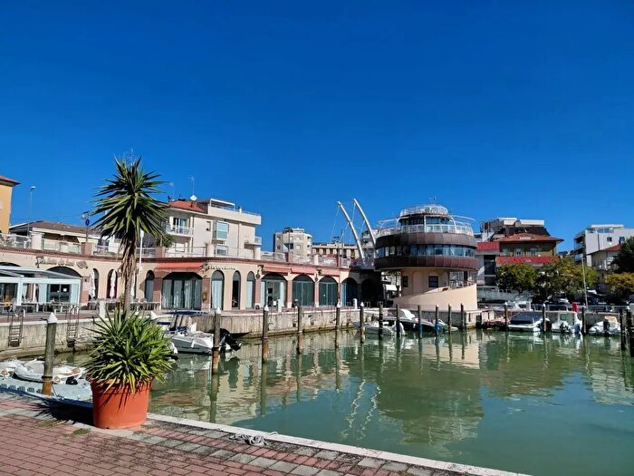 Appartamento quadrilocale in vendita in Via Verdi, Cattolica