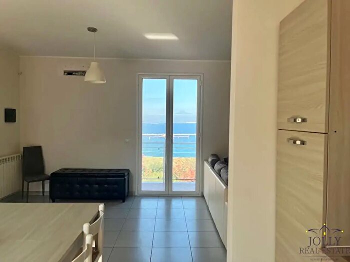 Appartamento trilocale in vendita in Viale Scala Greca, Siracusa