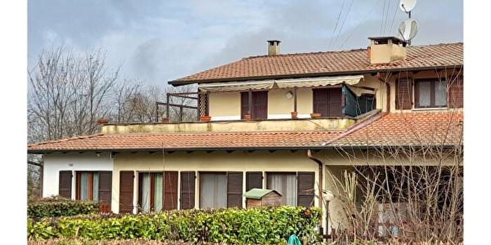 Appartamento trilocale in vendita in Via San Francesco dAssisi, Rivanazzano