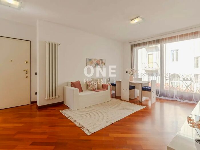 Appartamento quadrilocale in vendita in Via Bergamo, Monza