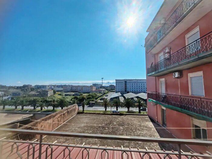 Appartamento con 7 locali in vendita in Viale Santa Panagia, Siracusa