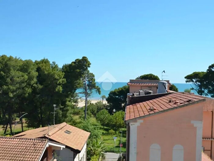 Appartamento trilocale in vendita in Via Napoli, Montesilvano