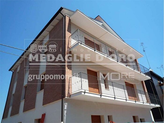 Appartamento trilocale in affitto in Via Nicoli, San Faustino, Modena