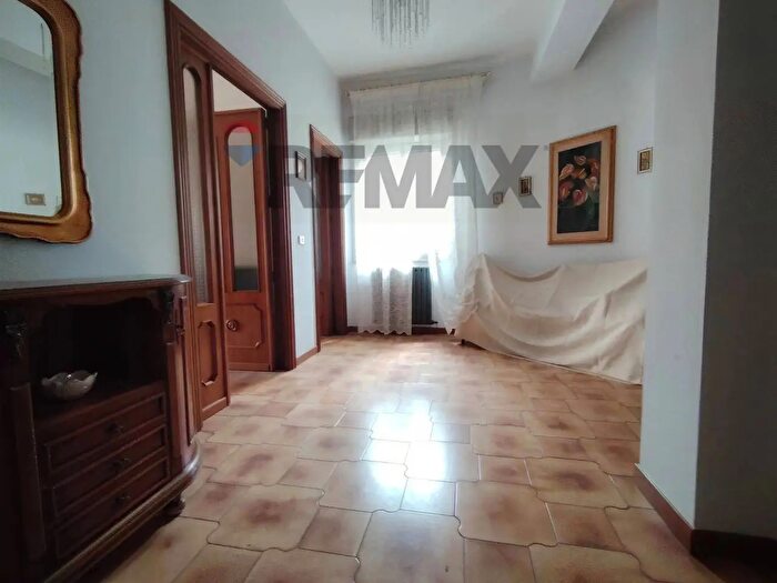 Appartamento con 6 locali in vendita in Corso Garibaldi, San Filippo Del Mela