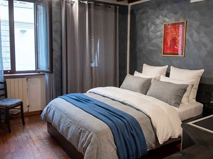 Appartamento quadrilocale in affitto in Via Ghibellina, Santa Croce, Firenze