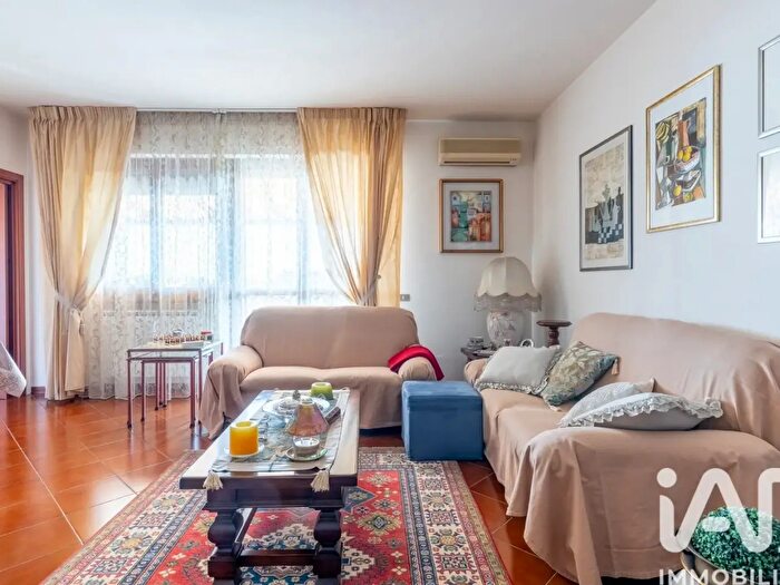 Appartamento con 5 locali in vendita in Via Piazzetta del Gelso, Pontedera