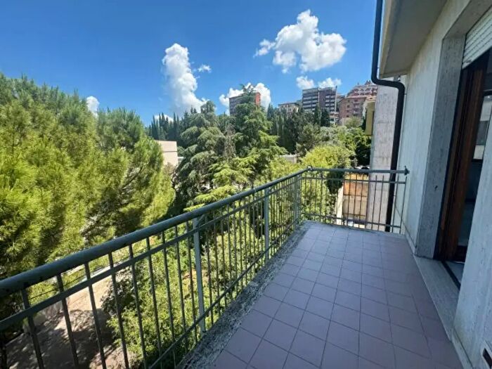 Appartamento con 5 locali in affitto in Via Campo di Marte, Perugia