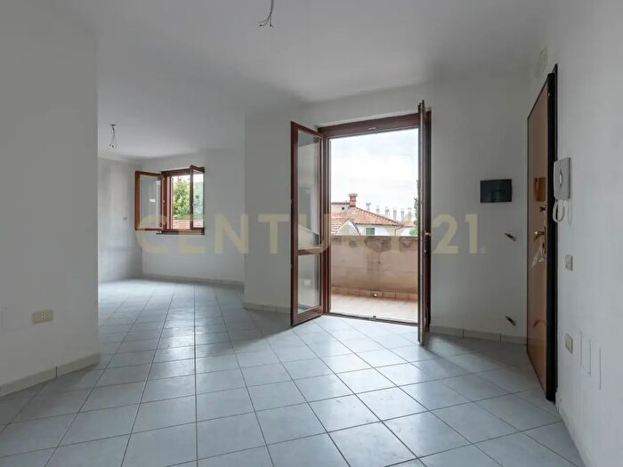 Appartamento trilocale in vendita in Pescia