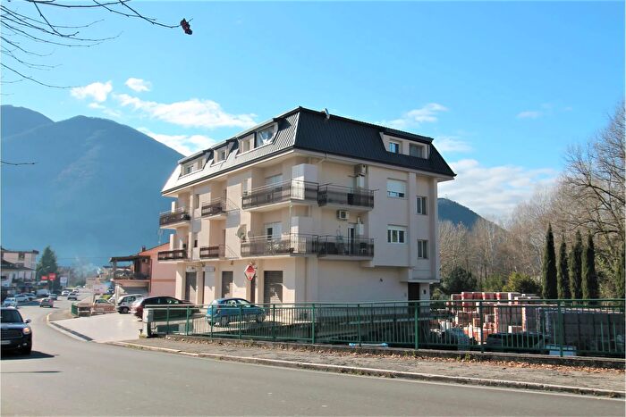 Appartamento quadrilocale in vendita in Atina