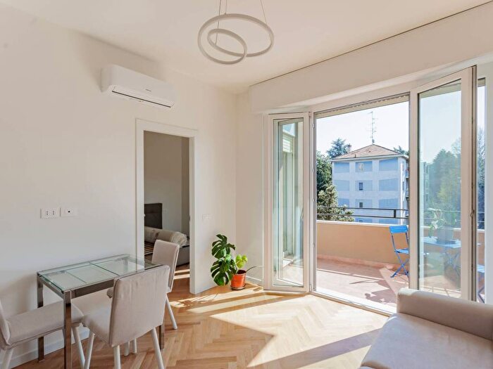 Appartamento bilocale in affitto in Via Gavirate, San Siro, Milano