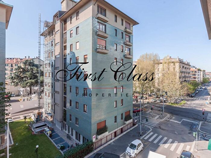 Appartamento bilocale in affitto in Via Emilio e Marco Praga, Sempione, Milano