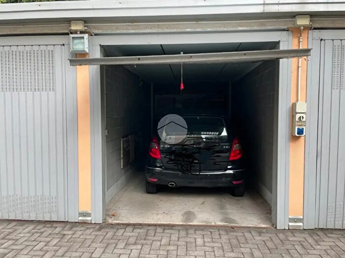 Appartamento bilocale in affitto in Piazza Agrippa, Milano