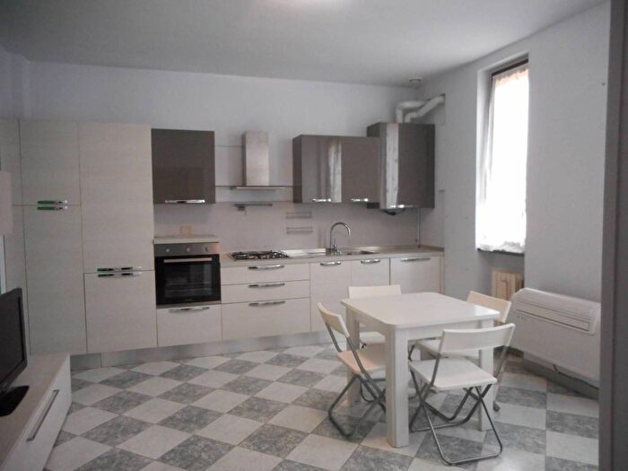 Appartamento bilocale in affitto in Via Santi Naborre e Felice, Centro, Lodi Vecchio