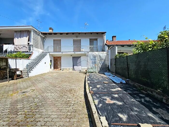 Casa con 5 locali in vendita in Via Virginio Berta, Torrazza Piemonte