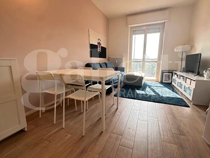 Appartamento trilocale in vendita in Via Frà Cristoforo, Milano