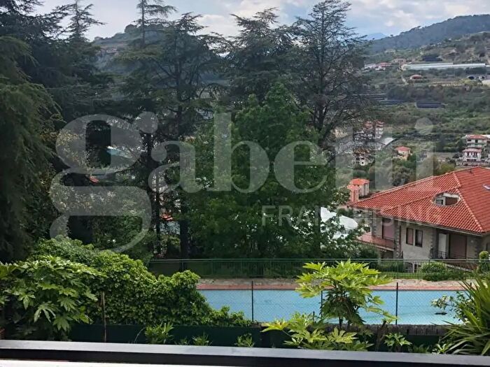 Appartamento con 5 locali in vendita in Strada Sapergo, Bordighera