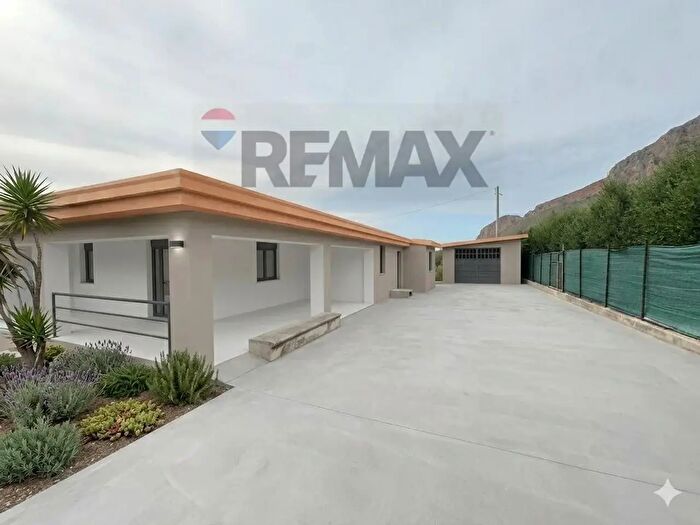 Casa con 5 locali in vendita in Sp, Terrasini