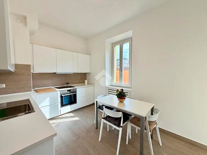 Appartamento trilocale in affitto in Viale Monte Nero, Milano