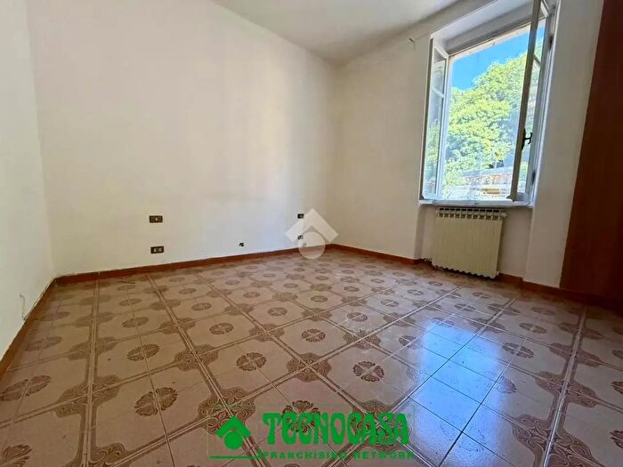 Casa quadrilocale in vendita in Via dei Molini, Sarzana